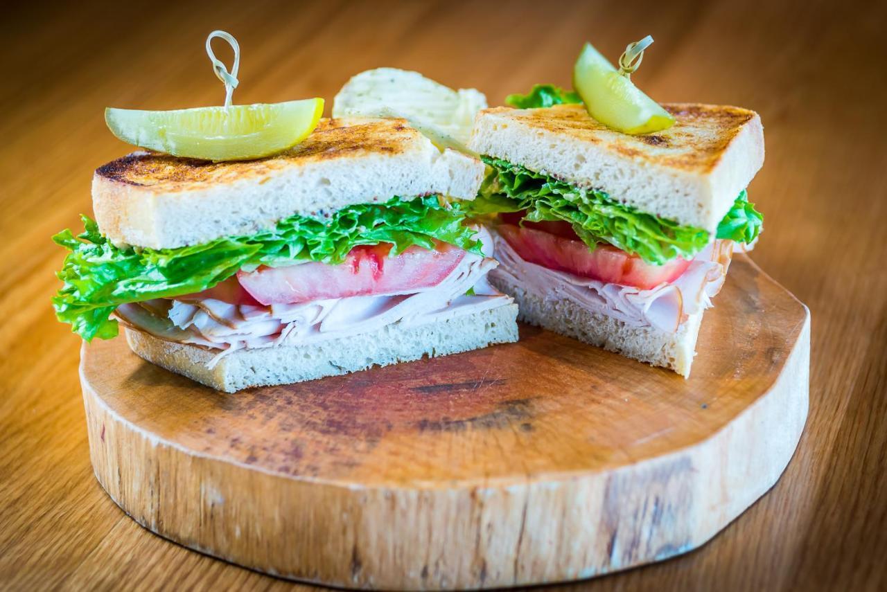 Margaritaville Beach Resort Grand Cayman 조지 타운 외부 사진